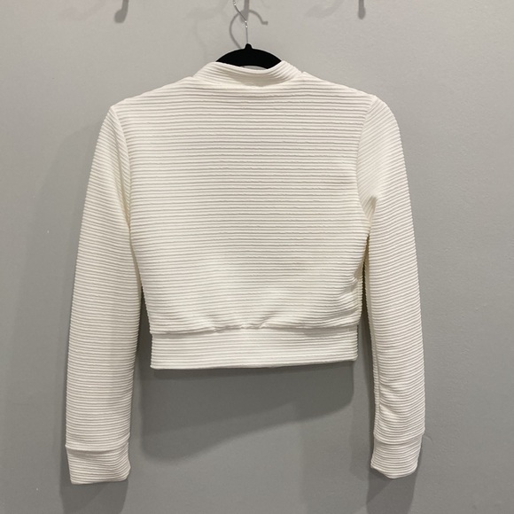 Cropped Bomber White Jacket - Picture 6 of 11